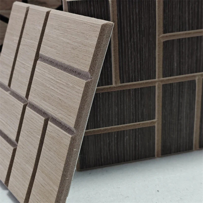 Panel SLAT forniru